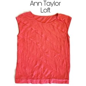 4/$25 🥂  Ann Taylor Loft Ruffle Front Top